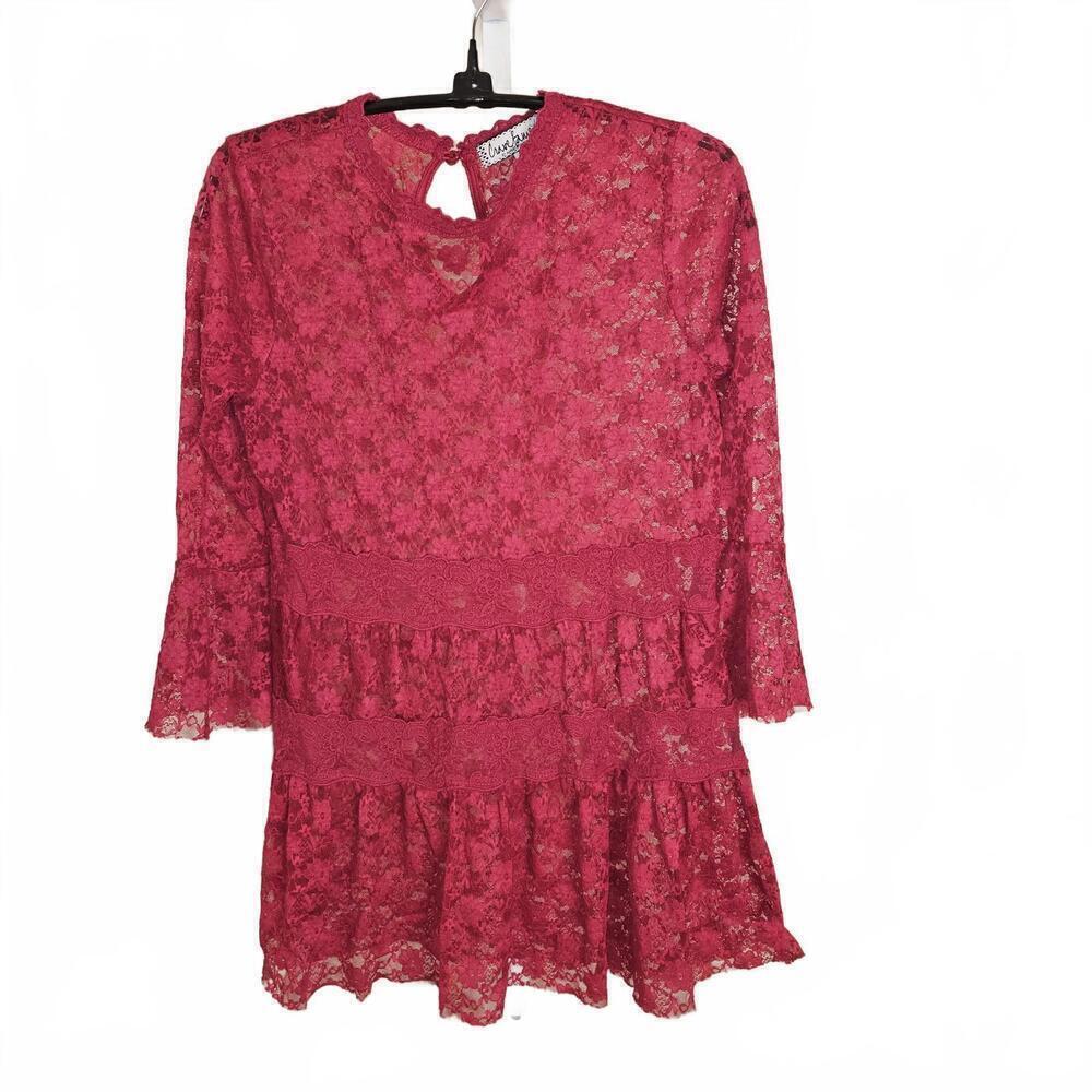 Chic Rose Lace Long Blouse - Size M